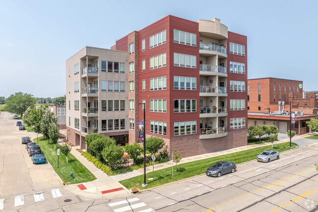 Experience modern comfort and convenience in Downtown Cedar Rapids condos.