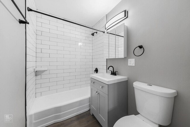 Dryden Homes- 1-21 N Dryden Pl, Arlington Heights, IL 60004 - photo 3