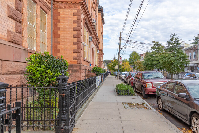 PS 108 is ranked #445 in New York Elementary Schools