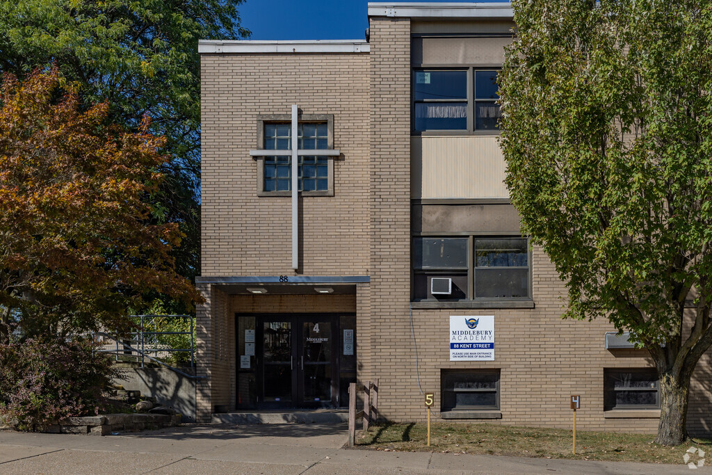 Children are offered a great education at Middlebury Academy