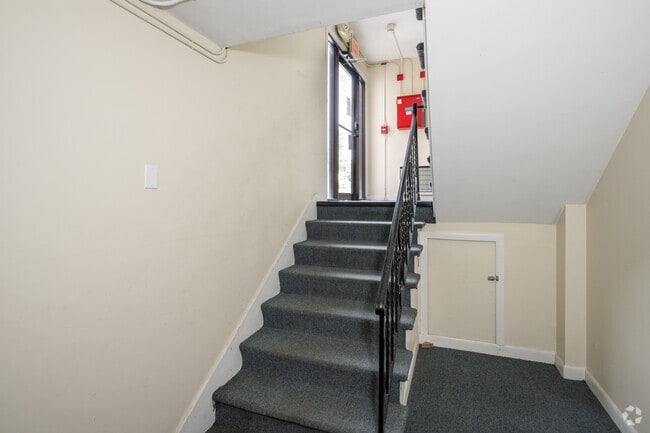 Gristmill Apartments, Warwick, RI 02886 - photo 6