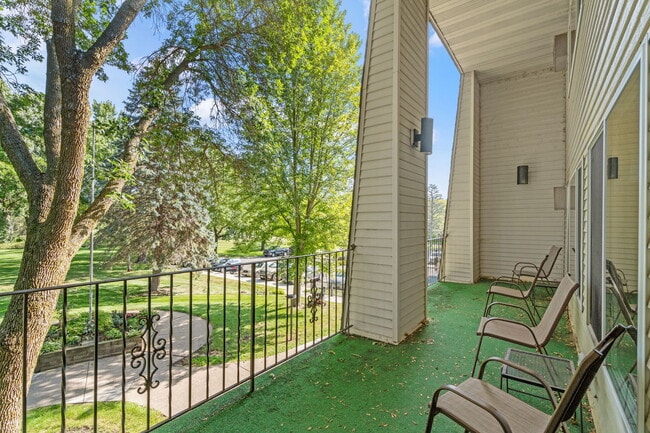 Kilkenny Court, Forest Lake, MN 55128 - photo 5