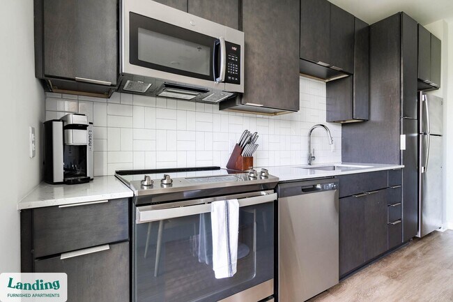 545 Foster St unit 523, Durham, NC 27701 - photo 7