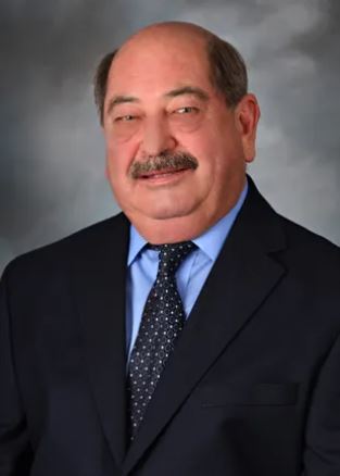 Dennis Dion