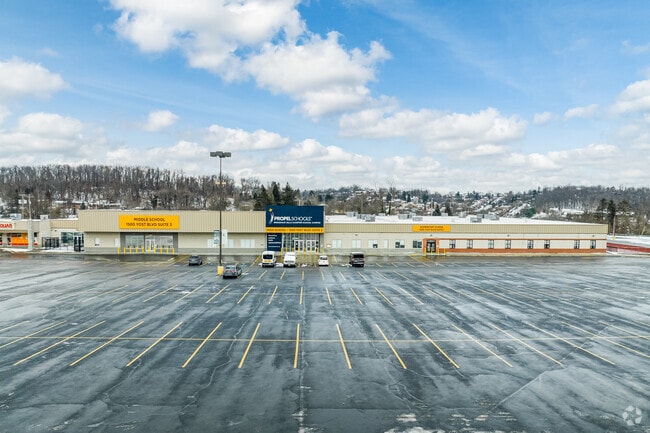 Don't let Braddock Hills High School go without being noticed for it's great work with students.