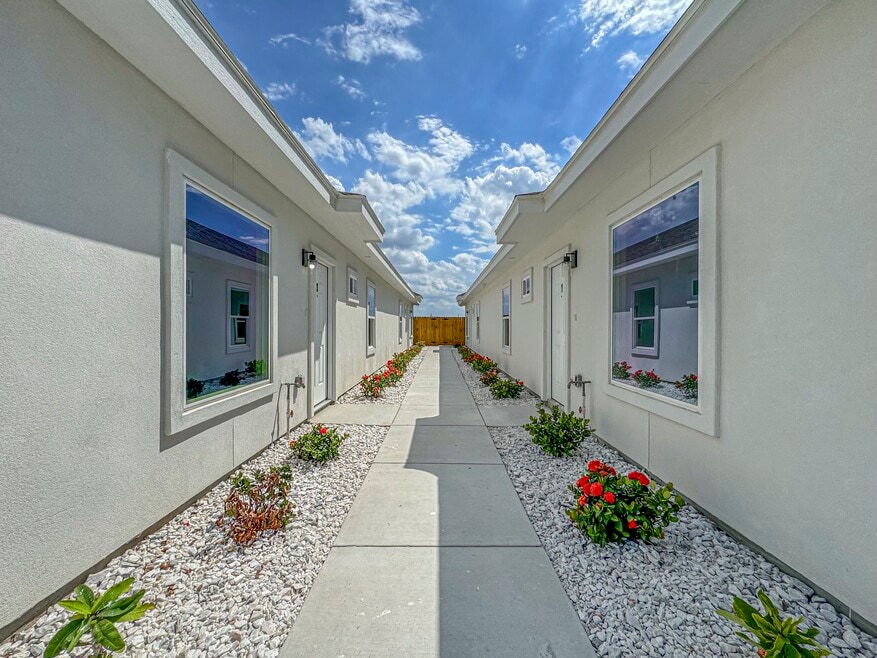 3311 Wolf Creek Ave unit 2, Edinburg, TX 78541 - photo 1