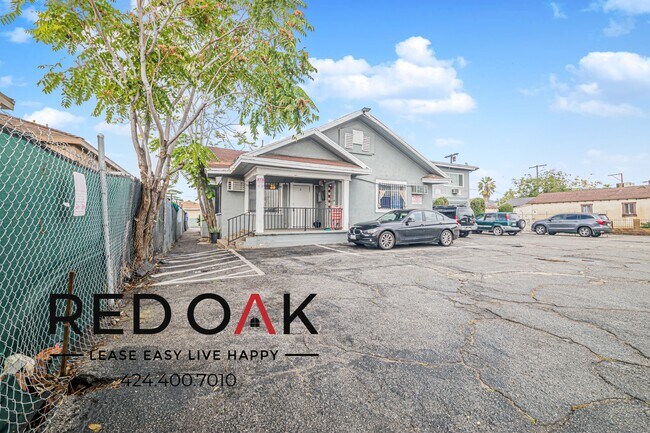 13073 Pierce St unit 11, Los Angeles, CA 91331 - photo 3