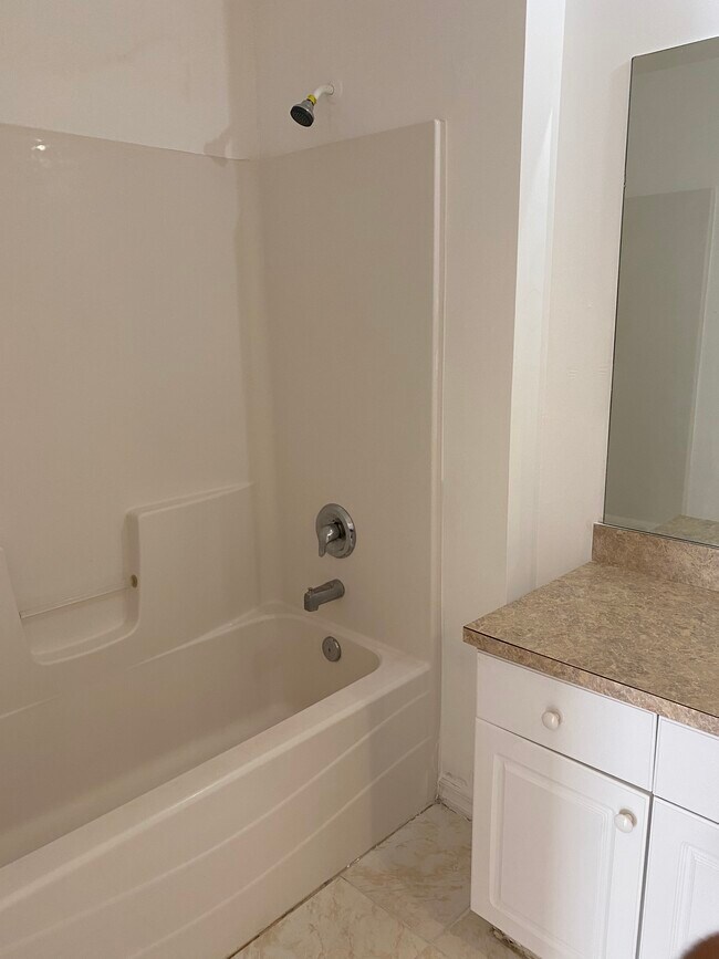 2813 3rd St SW, Lehigh Acres, FL 33976 - photo 5