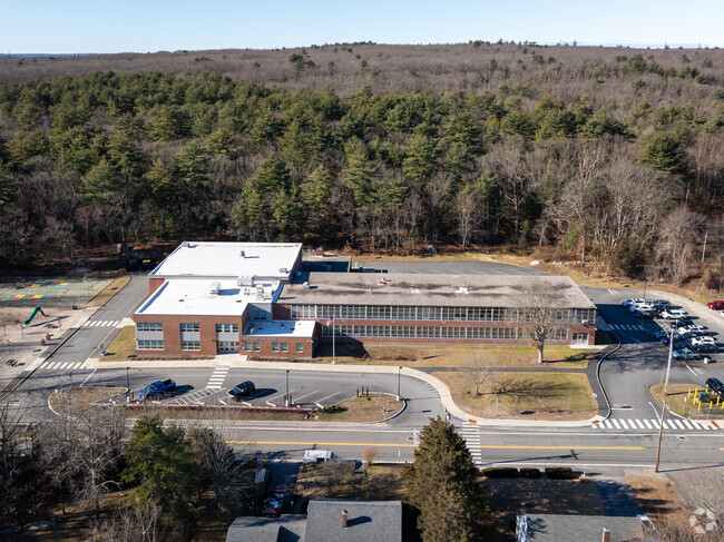 Explore, learn, achieve—Old County Elementary School, Smithfield.