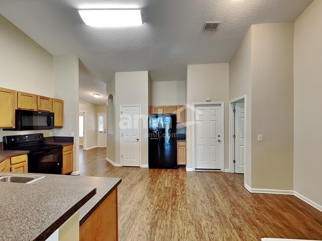 766 E Red House Branch Rd, Saint Augustine, FL 32084 - photo 4