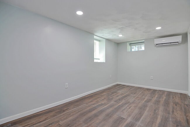 29 Laurel Rd, Milton, MA 02186 - photo 5