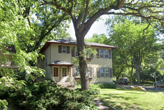 136 Melbourne Ave SE, Minneapolis, MN 55414