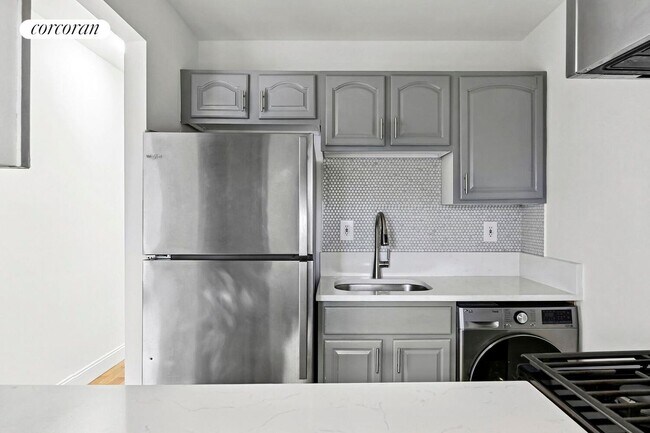 722 Marcy Ave, Brooklyn, NY 11216 - photo 3