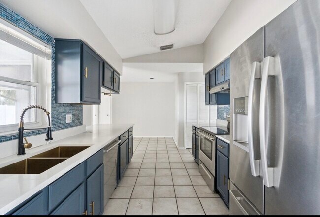 4598 Conway Landing Dr, Orlando, FL 32812 - photo 5