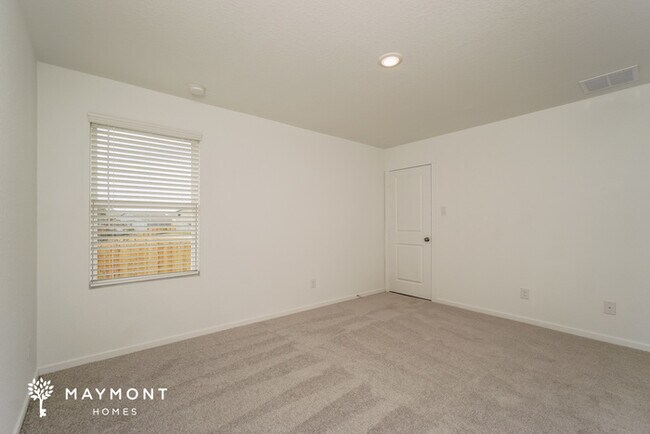 547 Layne Overlook, San Antonio, TX 78253 - photo 6