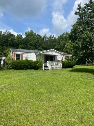 5133 Fontanelle Ln, Effingham, SC 29541