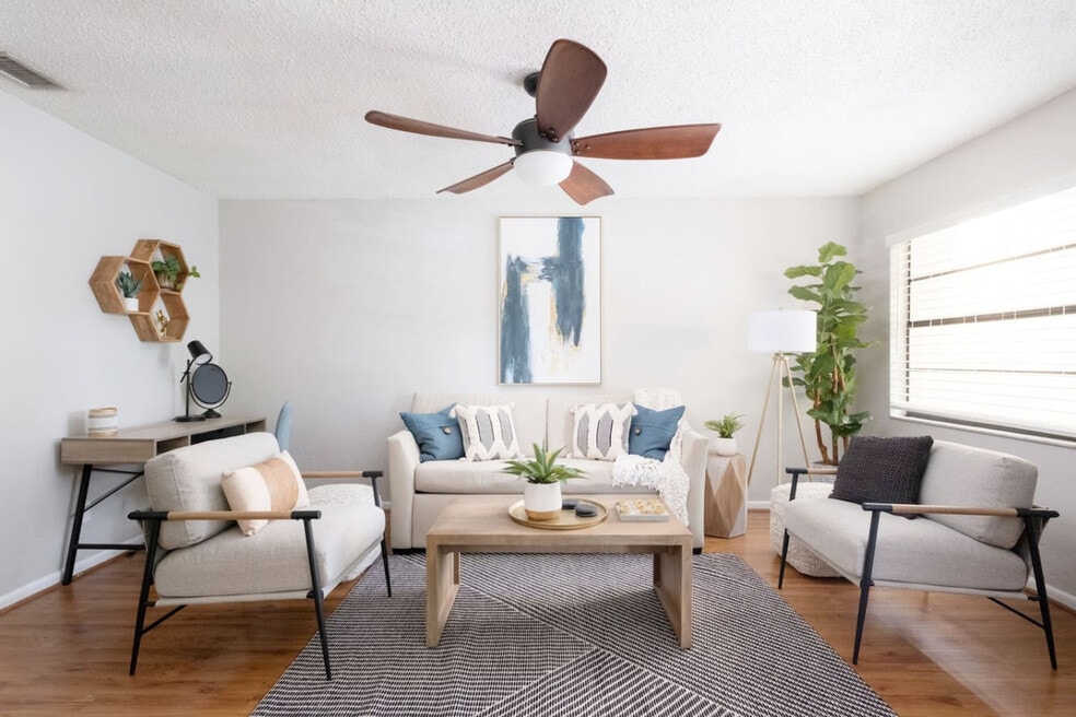 3331 NW 21st Dr unit ID1359110P, Gainesville, FL 32605 - photo 1