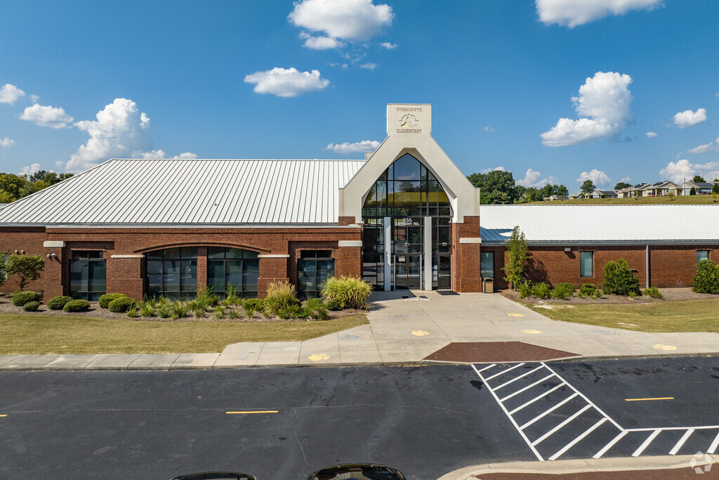 Ingram-Pye Elementary School serves in the Bibb County School District.