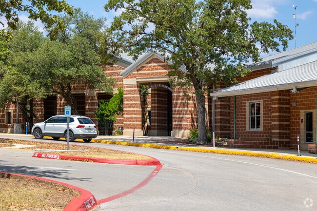 Kendall Elementary found in Boerne, Texas offers students a great education.