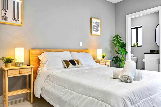 1784 NW 31st St unit FL1-ID1239909P, Miami, FL 33142 - photo 7