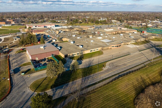 Grand Blanc High School has a stellar Niche rating of A-.