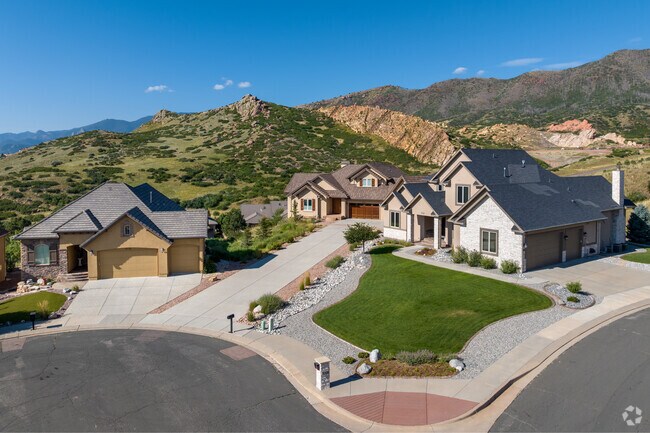 Rows of luxurious craftsman houses can be found in Mountain Shadows.
