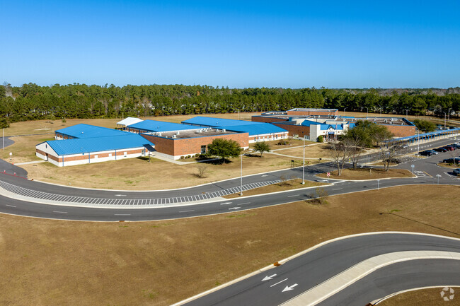 Aynor Middle School offers several advanced programs for students.