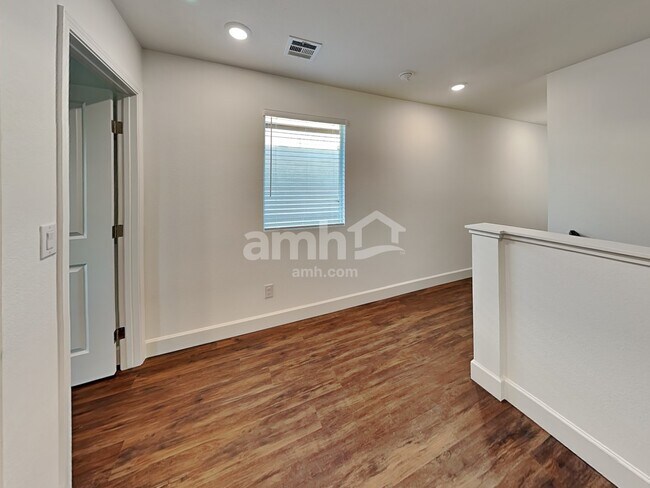 296 Yasmin Daylily Place, Henderson, NV 89015 - photo 7