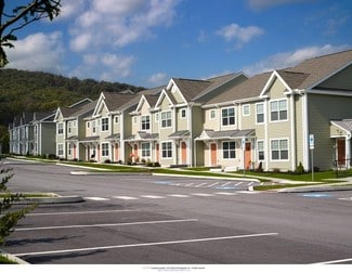 721 S Mountain Rd, Dillsburg, PA 17019