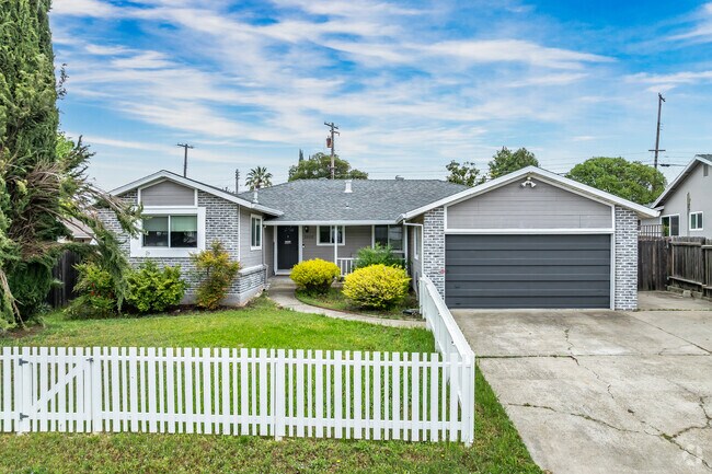 Having a picket fence at this ranch-style home gives Cordova Gardens a classic vibe.