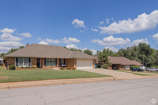 Neatly spaced rows of classic mid-century ranch-style homes can be found in Timber Ridge.
