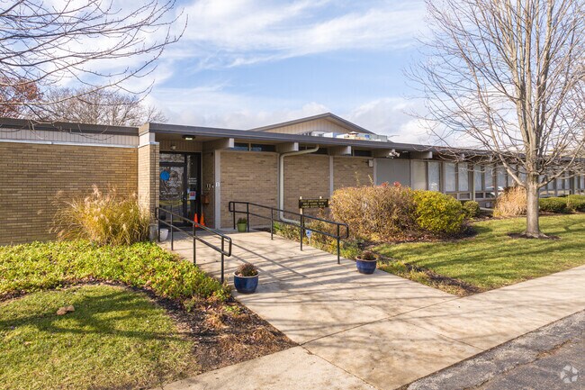 Aurora's Covenant School is a member of the Association of Christian Schools International.

​