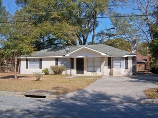 718 Atlanta St, Savannah, GA 31405