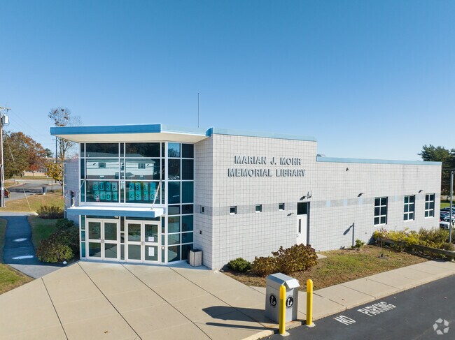 The Maran J. Mohr Memorial Library is newer library near Johnston Senior High School.