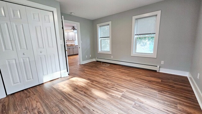 51-53-53 Barrett St unit . A, Burlington, VT 05401 - photo 4