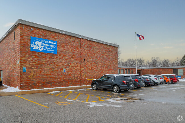 Ridge-Brook Elementary School, Parma