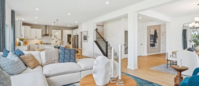 11247 Kingsview Ln N unit 36036670, Maple Grove, MN 55369 - photo 7