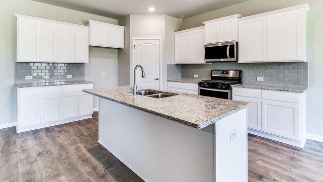 4677 W Ridge Rd, Lake Charles, LA 70607 - photo 4