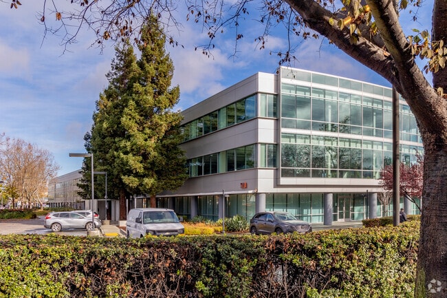 Avenues The World School is one of the top private schools in Buena Vista.