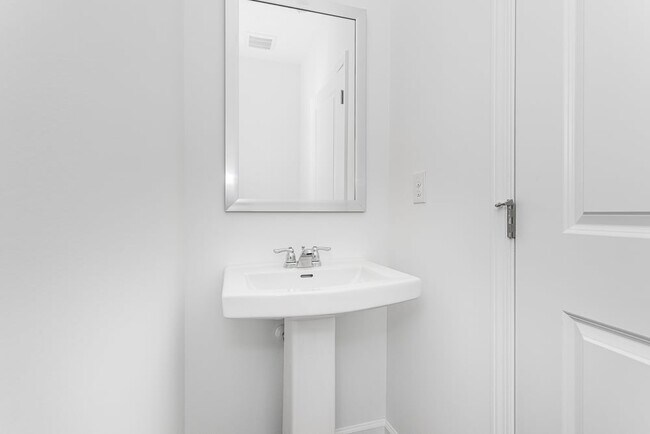 209 Groveton Ct, Euharlee, GA 30145 - photo 7