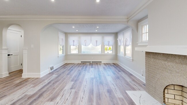 3629 W 130th St, Cleveland, OH 44111 - photo 2