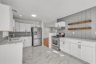 8234 Madison Ave, Kansas City, MO 64114