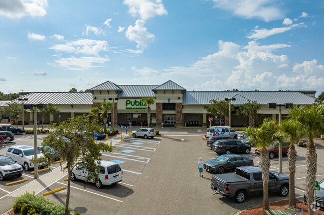 The Publix at The Shops at Silverleaf serves Parrish residents grocery needs.