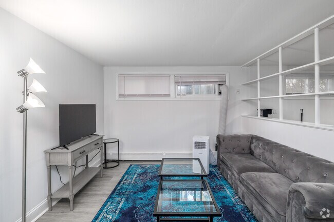 1817 Burnet Ave - Utilities Included, Syracuse, NY 13206 - photo 2