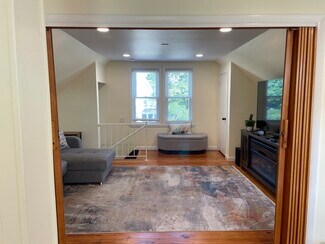 93 Lafayette St Unit 2, Waltham, MA 02453