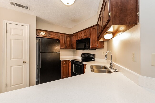 1030 Nolan Ln, Cordova, TN 38018 - photo 7