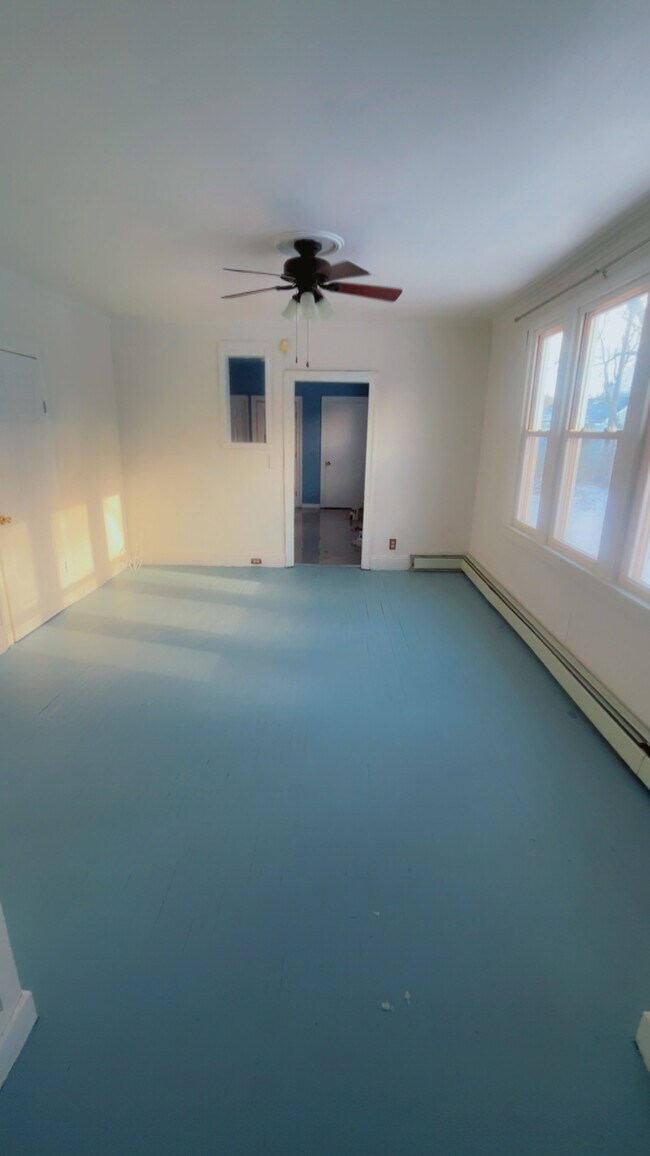 157 Locust St unit 1, Buffalo, NY 14204 - photo 3