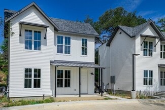 302 W 3rd St, Georgetown, TX 78626