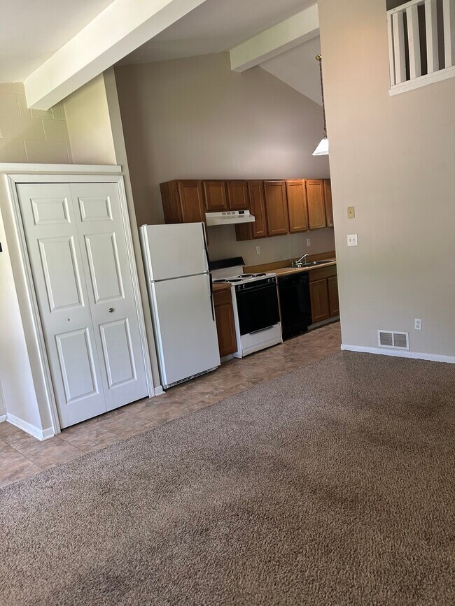 Brookside, Whitmore Lake, MI 48189 - photo 6