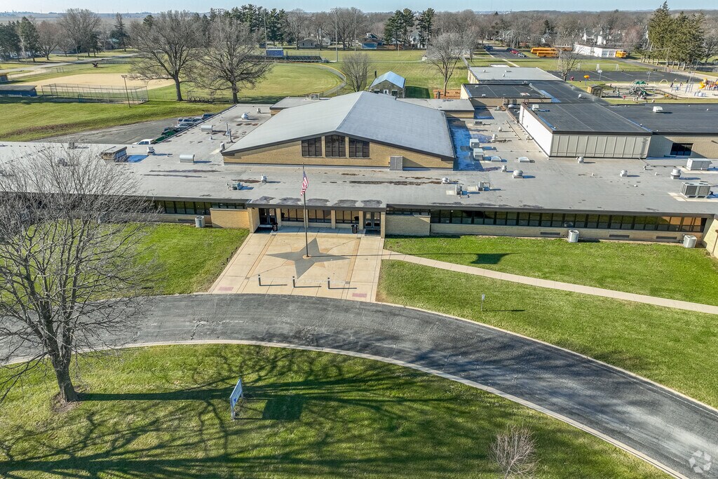 Hiawatha Elementary School, Rankings & Reviews